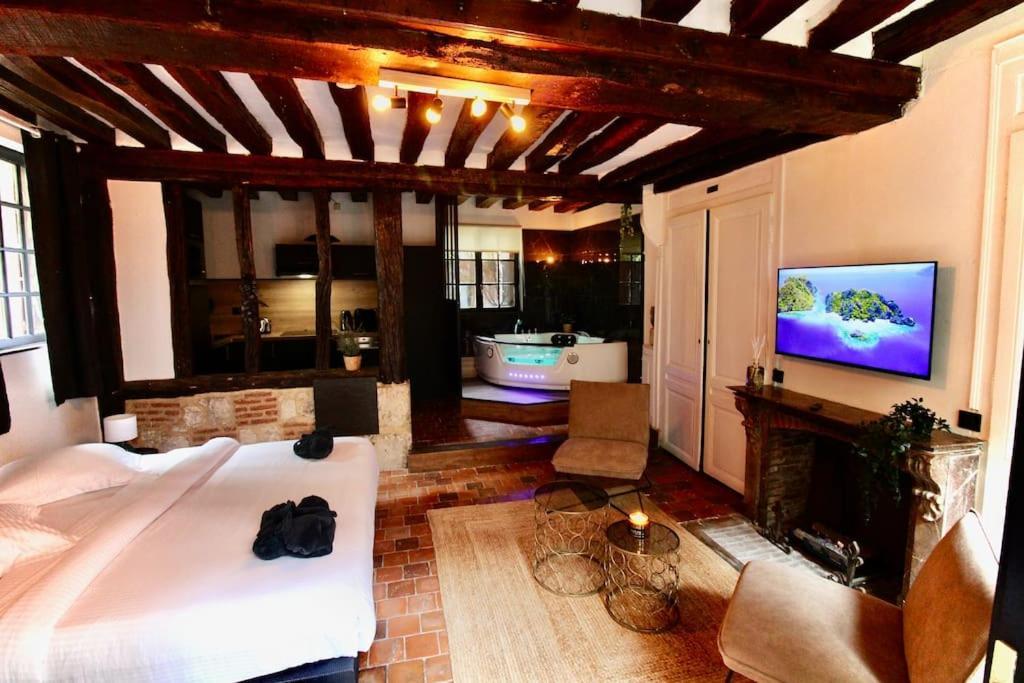 Le Spa Gustave - Sauna, Jacuzzi & Terrasse A Ρουέν Εξωτερικό φωτογραφία